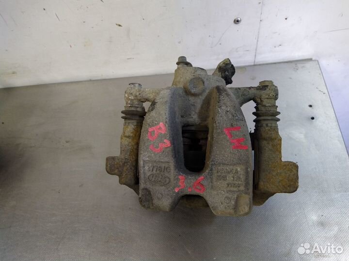 Суппорт задний 3,6 дизель Range Rover Vogue 3