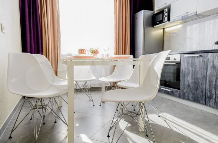 2-к. квартира, 85 м², 9/14 эт.