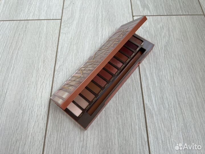 Палетка Urban Decay Naked Heat