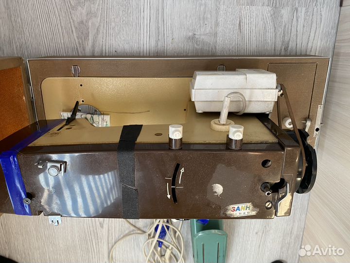 Швейная машина Veritas