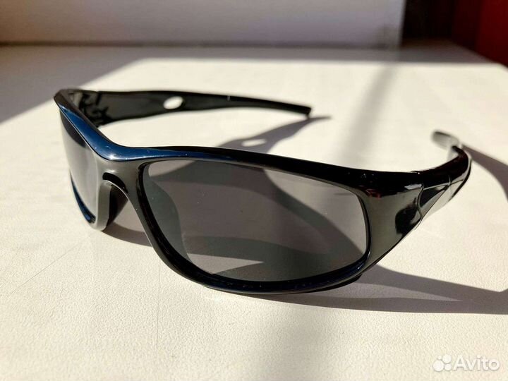 Солнцезащитные детские очки чёрные