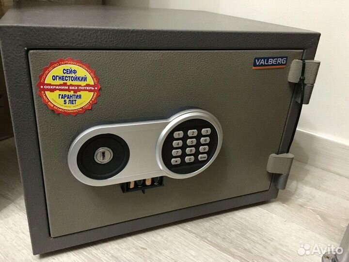 Сейф Valberg FRS-36 EL