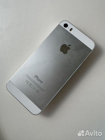 iPhone 5S, 16 ГБ