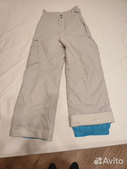 Костюм для занятий сноубордом и горными лыжами