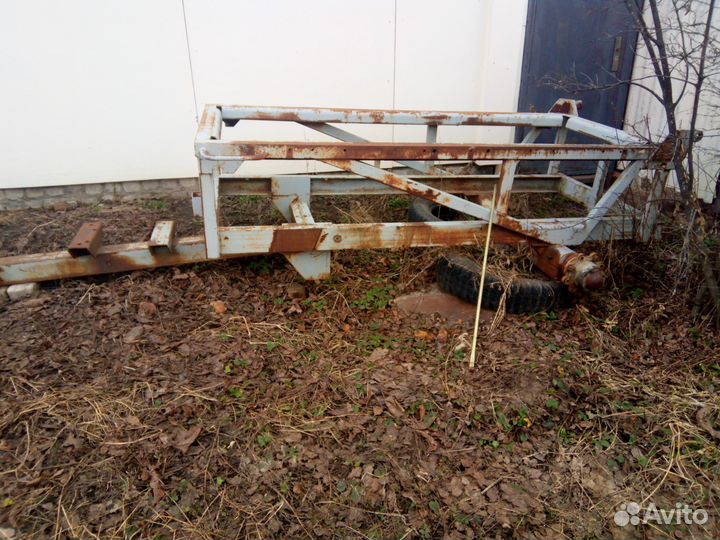 Одноосный прицеп