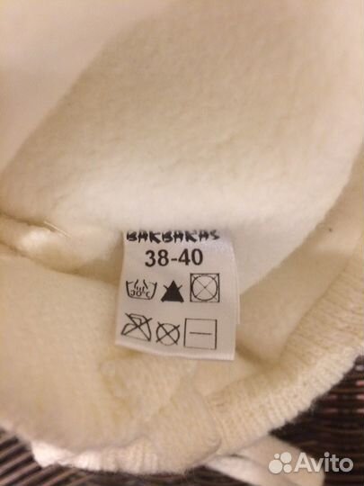 Тёплая шапочка р. 38-40 в отличном состоянии