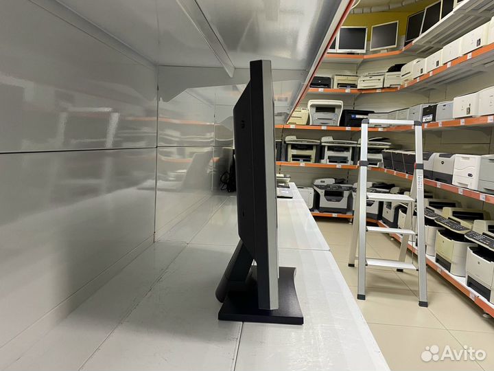 Монитор BenQ T905