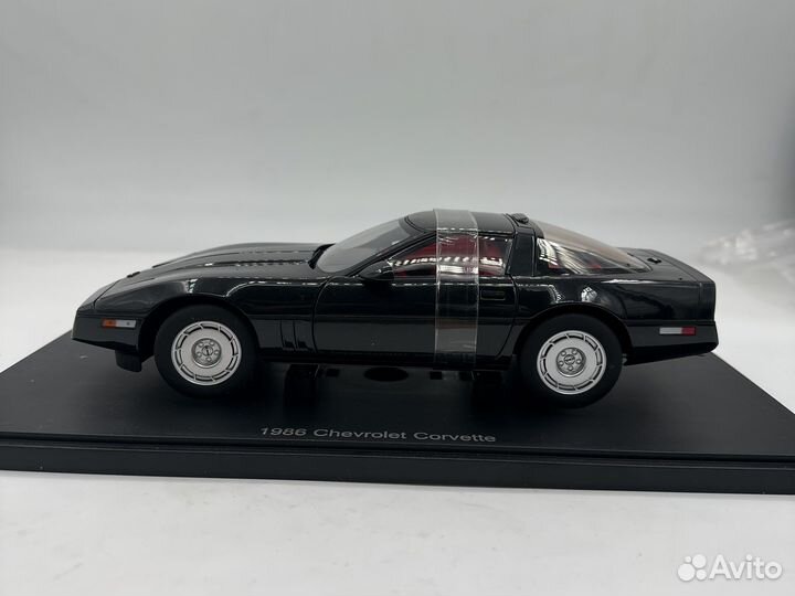 Chevrolet Corvette 1986 Black 1/18 Autoart