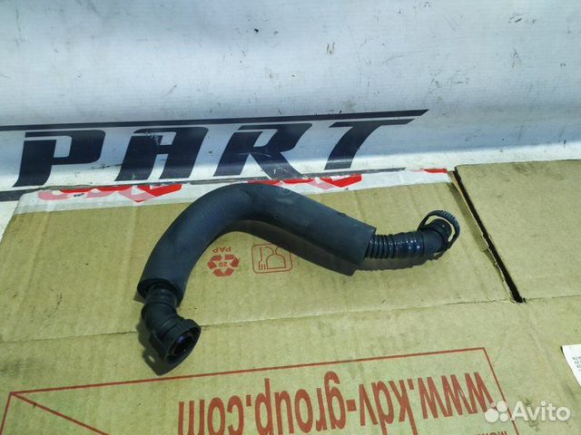 Патрубок вентиляции картера Volkswagen Passat B6