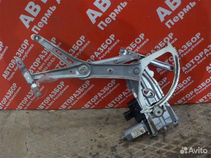 Стеклоподъемник передний правый Opel Astra-H седан