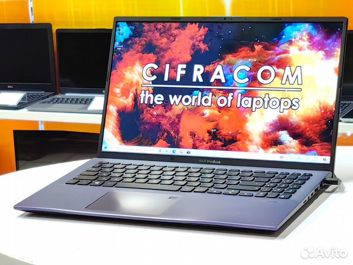 Ноутбук Asus 15.6