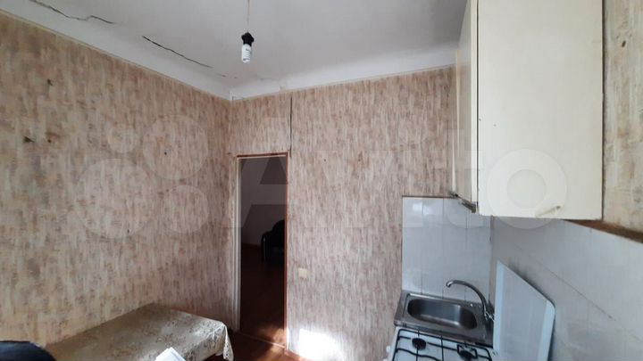 2-к. квартира, 41 м², 1/3 эт.