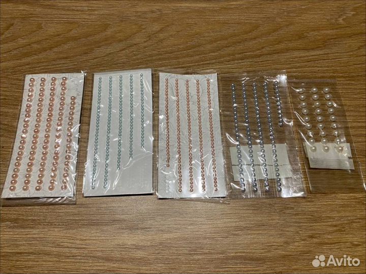 Декоративные наклейки