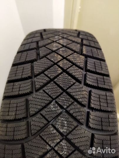 Pirelli Ice Zero FR 195/65 R15 95T
