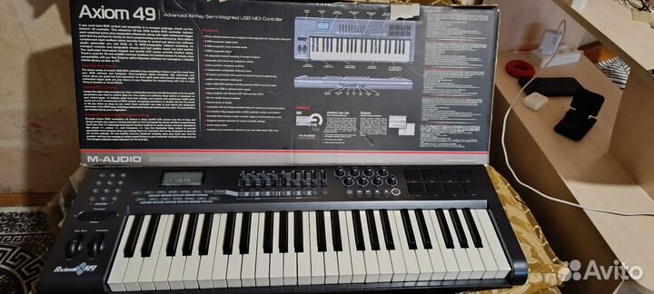 Миди клавиатура 49