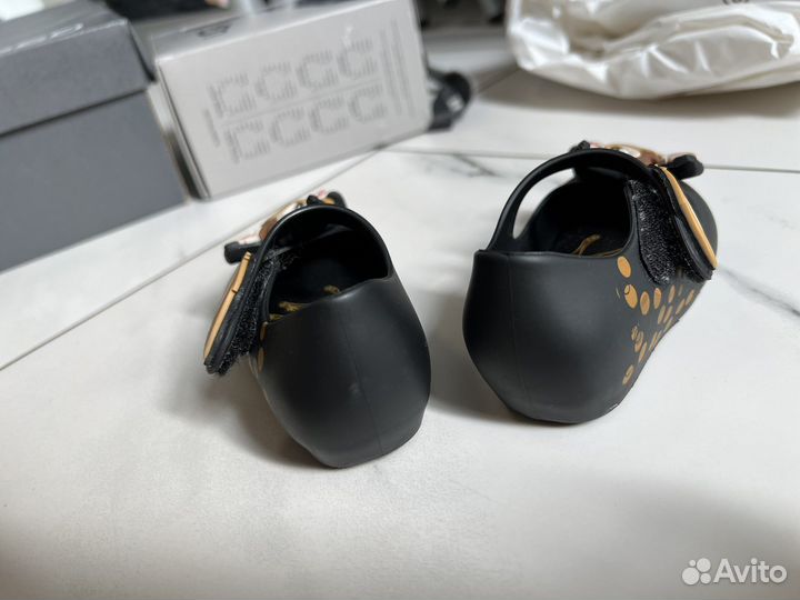 Туфельки для девочки