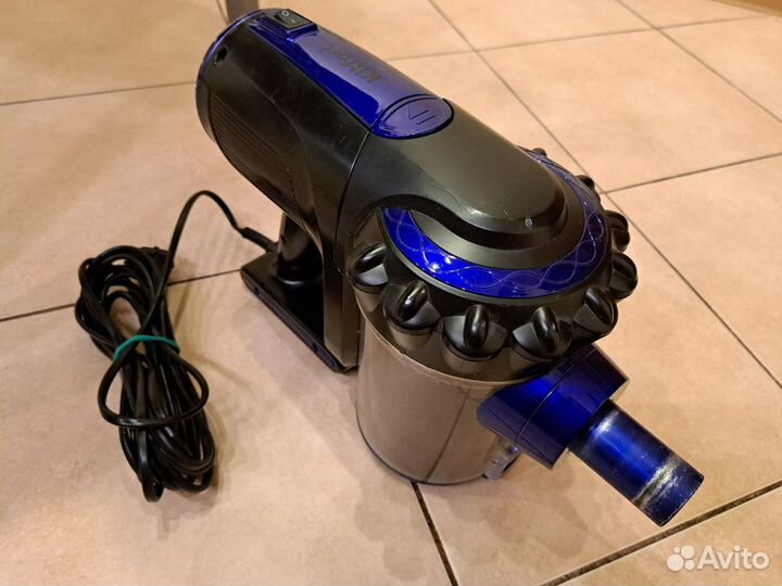 Пылесос вертикальный Kitfort KT-544-2