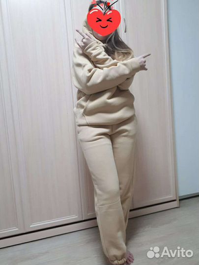 Спортивный костюм