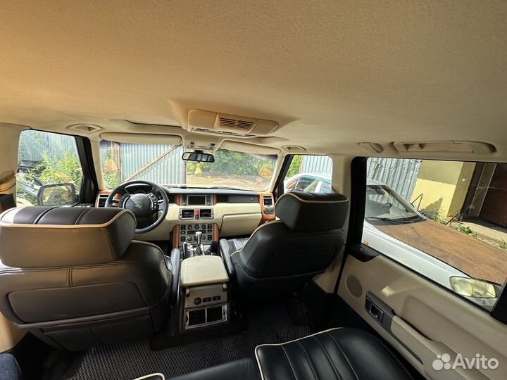 В разборе Range Rover 448S2 M62 B44 4.4 V8 2004г