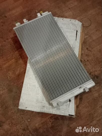 Радиатор кондиционера флюенс 2010-2012г.в