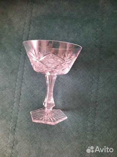 Вазочка на ножке богемский хрусталь