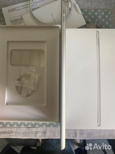 iPad 9 10.2 (2021) 64GB Silver, Wi-FI