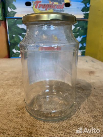 Продам банки 1л, 0,7л