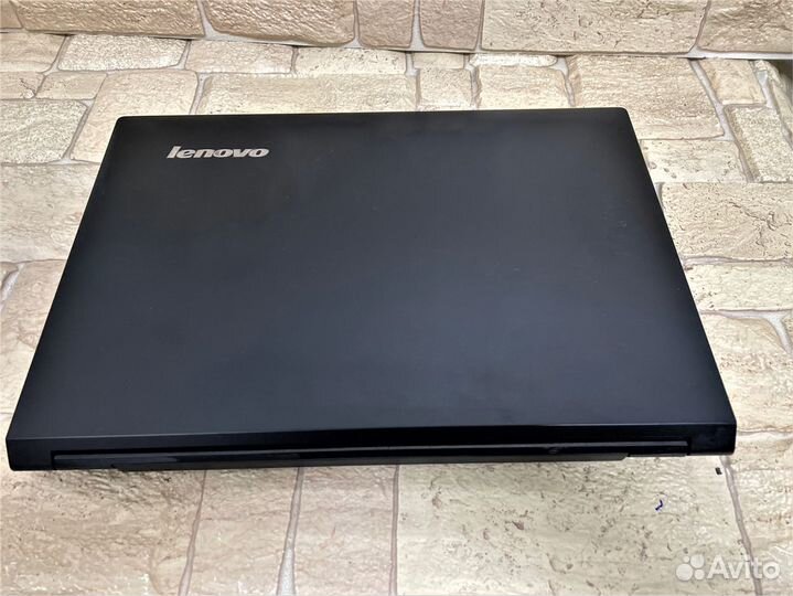 Тонкий Lenovo 2 ядра, 6Гб, SSD хорошая батарея