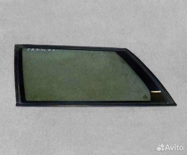 Стекло кузовное правое VW Passat B3 универсал