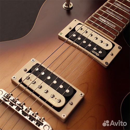 Электрогитара