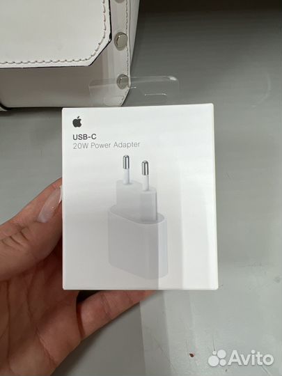 Зарядка сзу apple type-C 20w оригинал новая