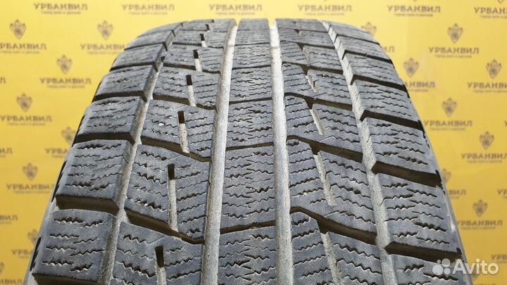 Bridgestone Blizzak Revo1 215/65 R16