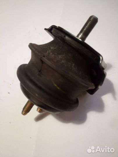 Опоры двигателя 1JZ/2JZ 1236046122, 12360-46122