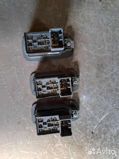 Кнопка стеклоподъёмника Chevrolet Lacetti