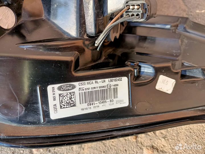 Задняя фара Ford Kuga 2 (2017)