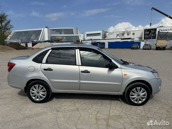 LADA Granta 1.6 МТ, 2014, 130 000 км