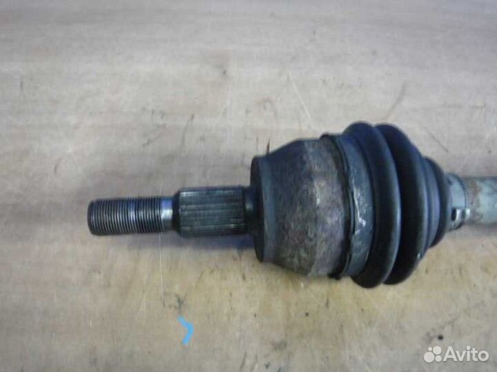 Полуось передний левый Ford Focus 3
