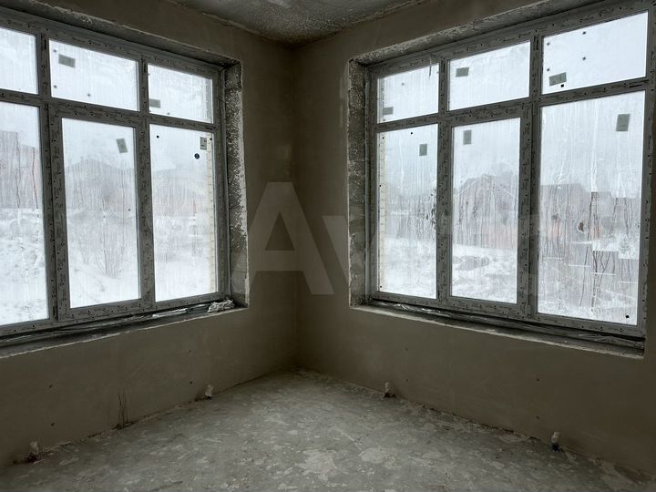 3-к. квартира, 84 м², 2/2 эт.