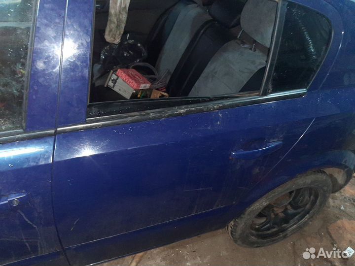 Дверь задняя левая опель астра h хечбэк