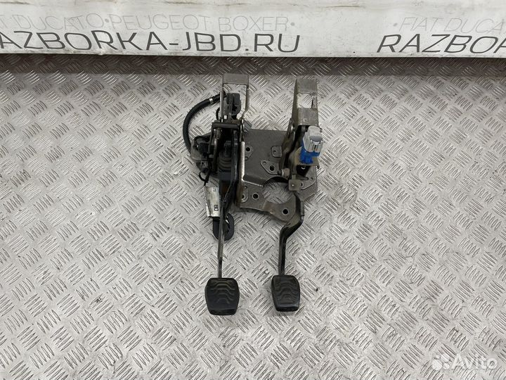 Педали Ford Transit Tourneo Custom 2012+