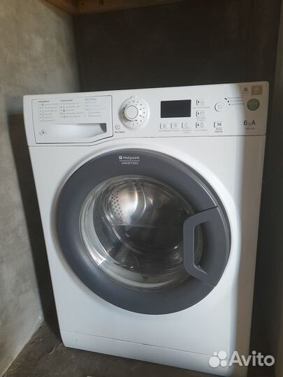 Стиральная машина бу Hotpoint ariston