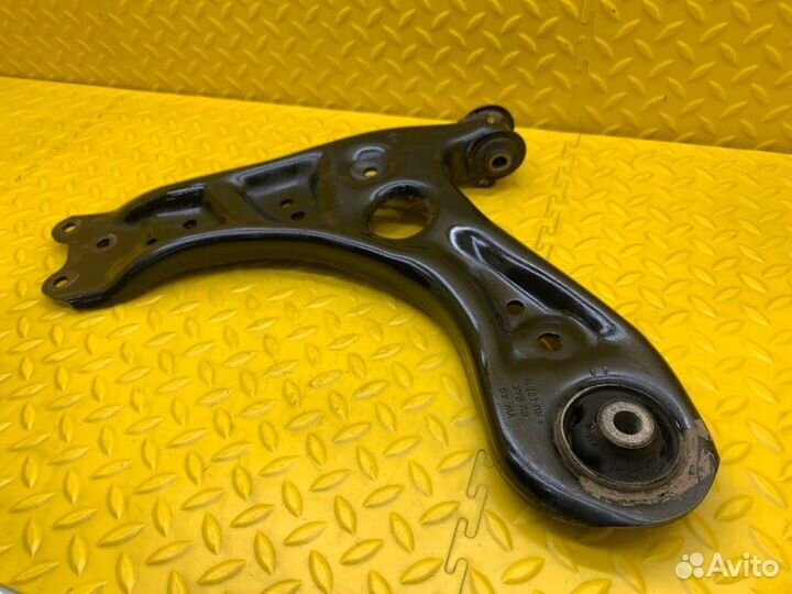 Рычаг подвески левый Volkswagen Polo cfna 1.6 2013