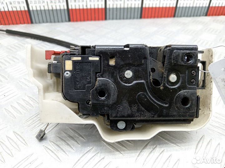 Замок двери передней левой для Volkswagen Touran 1