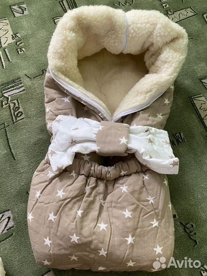 Конверт на овчине для новорожденного