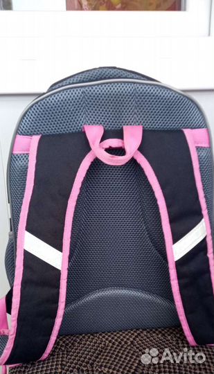 Рюкзак школьный