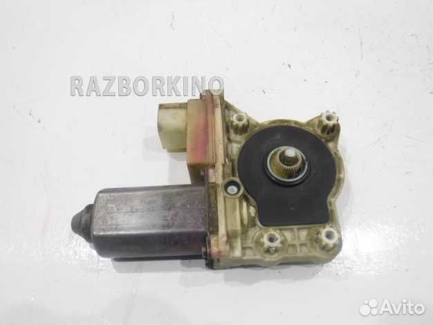 Моторчик переднего левого стеклоподъемника