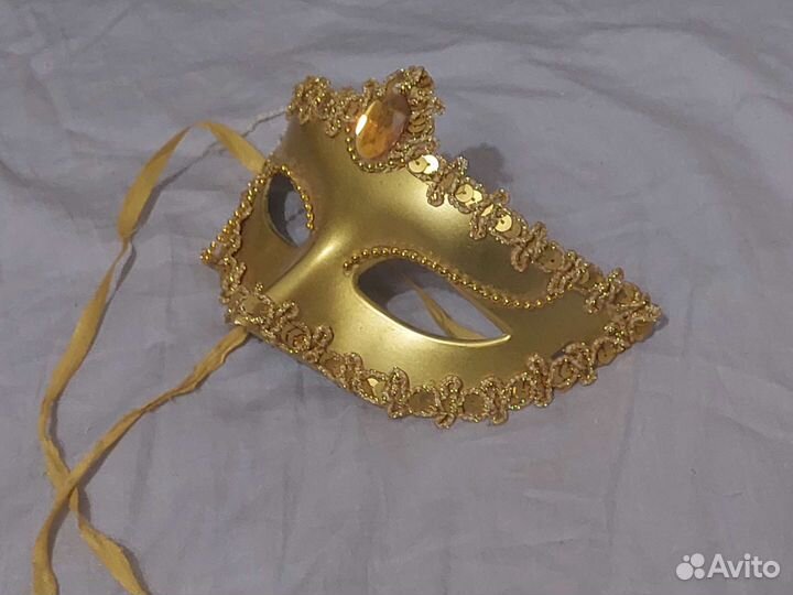 Маска карнавальная