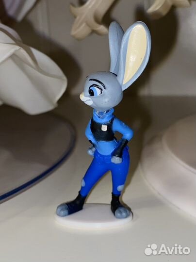 Фигурка Джуди Хопс из Свитбокс Зверополис