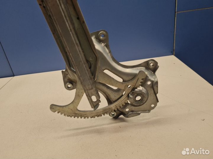 Стеклоподъемник задний левый Lexus RX XU30 2003-20