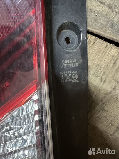Продам задний фонарь
